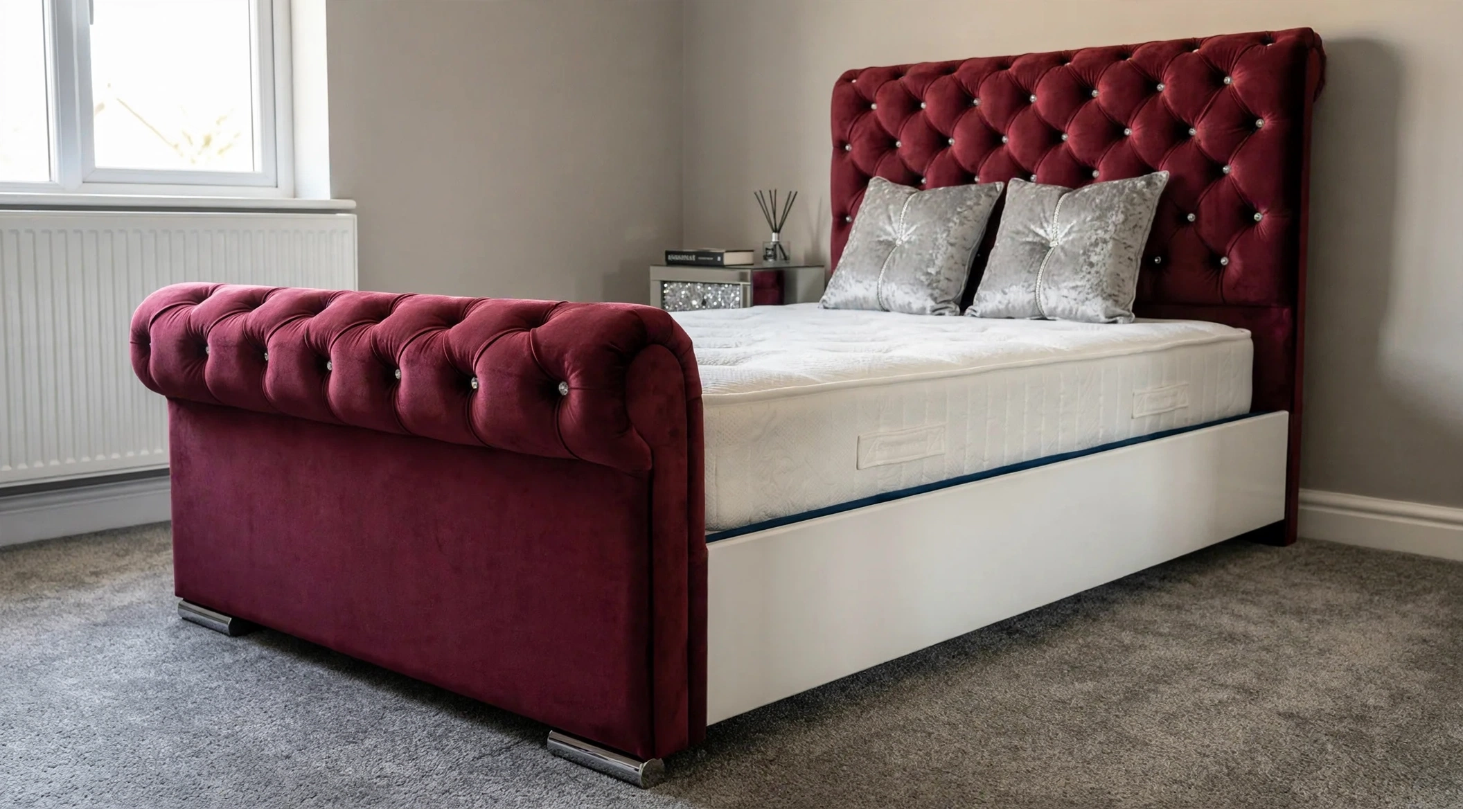 Sleigh Maroon