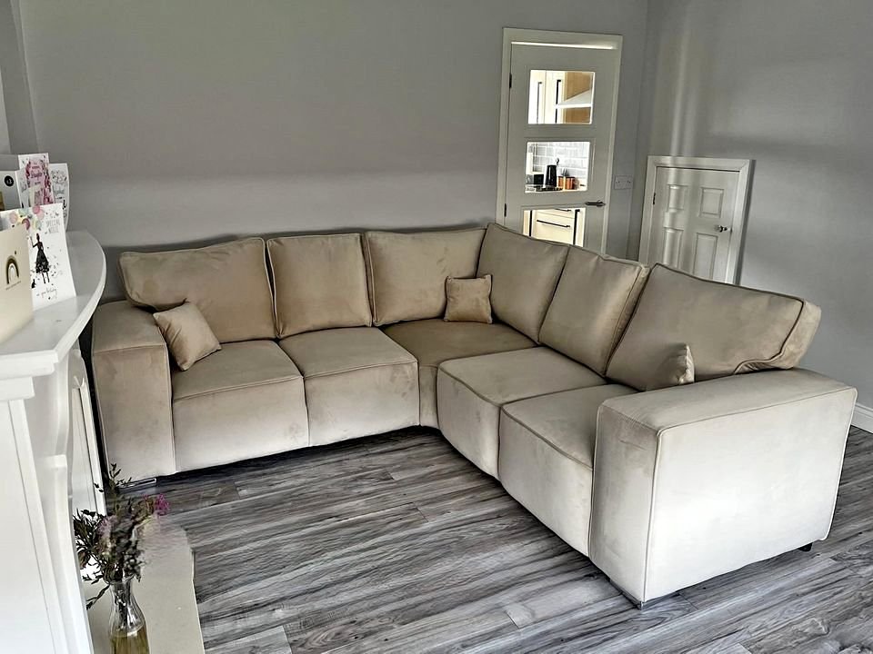 Borrius Sloane sofa